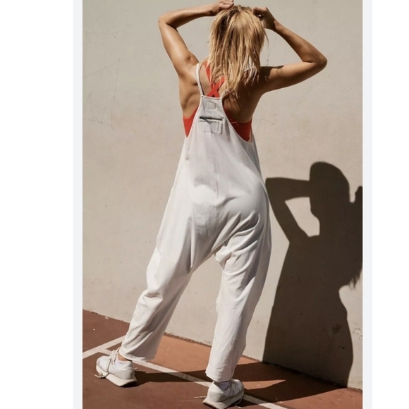 Free People Movement Hot Shot Cream Onesie Jumpsuit Size L - Picture 3 of 8